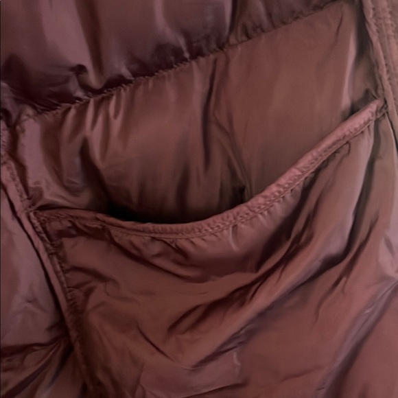 Women's Burgundy Puffer Jacket - Picture 6 of 8